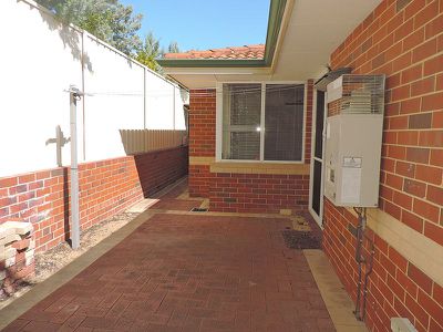 1 / 106 Royal Street, Tuart Hill