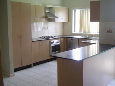 3 / 140 Boronia Road, Greenacre