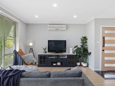 22 MARTINDALE CRESCENT, Seymour