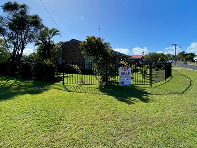 2 Debra Court, Urangan