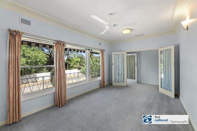 6  Varley Avenue, Tamworth