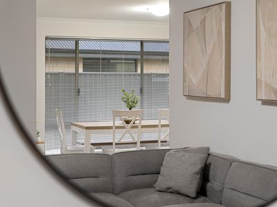 11 AUBURN WAY, Baldivis