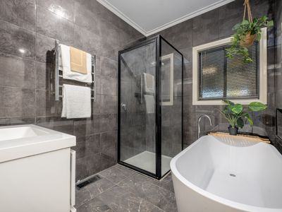 23 Gourlay Street, Shepparton