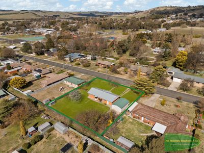 16 Amos Avenue, Blayney