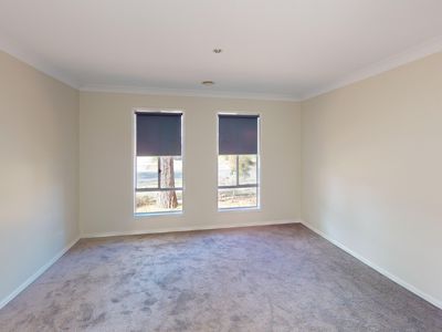 24 Caulfield Drive, Ascot