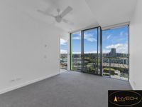 1301 / 10 Trinity Street, Fortitude Valley