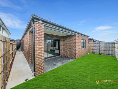 18 Communal Road, Wyndham Vale