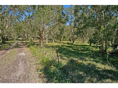 400 McKinnon Drive, Cooroibah