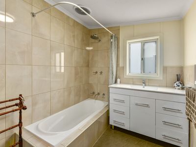 9 Main Street, Millicent