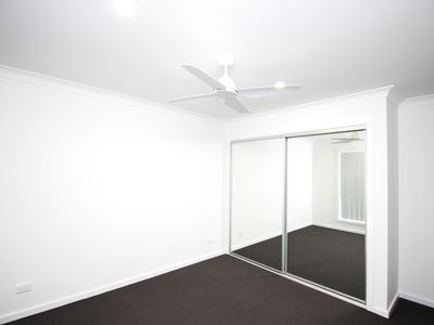 8 Redgum Road, Albion Park