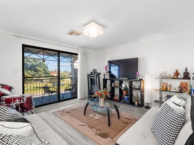 15 Thurloe Way, Canning Vale