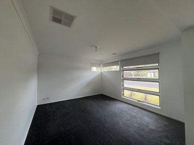 7 Caldwell Road, Williams Landing