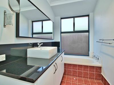 3 Melbourne Close , Port Kennedy