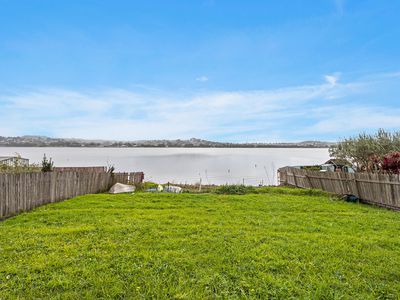 1 / 132 Lakeview Parade, Primbee