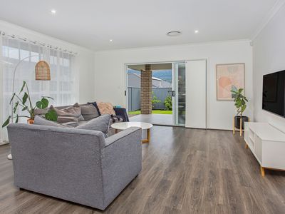 6 Barooga Place, Horsley