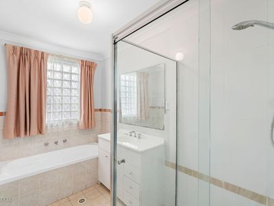 32 Acropolis Avenue, Rooty Hill