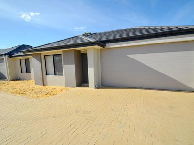2 / 203 William Street, Beckenham