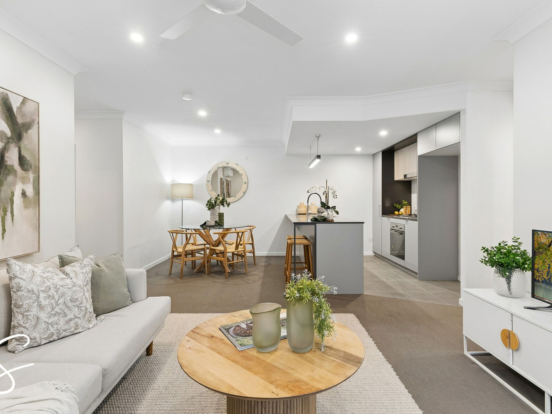 2201 / 18 Comer Street, Coopers Plains