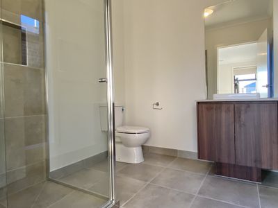 33 Ruthven Way, Mambourin