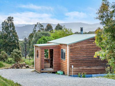 95 Rocky Bay Road, Deep Bay