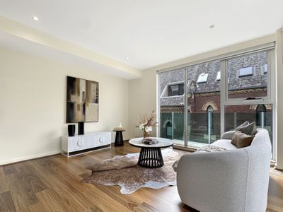 19 / 355 Rathdowne Street, Carlton