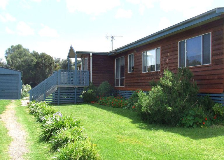 10 Nolan Street, Narrawong