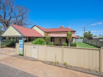 207 Collins Street, Piccadilly