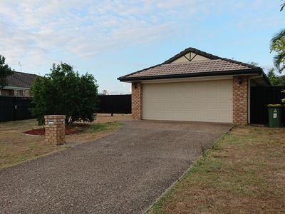 4 Lomandra Court, Oxenford