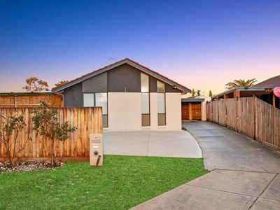 4 Wandin Court, Werribee South