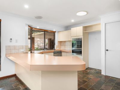 14 Peggs Place, Leeming