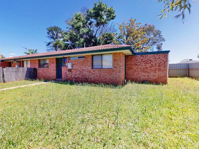 1 Meadowbank Drive, Dubbo