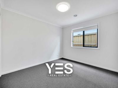 19 Danthonia Avenue, Point Cook