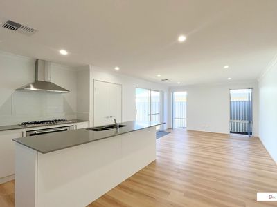 15 Shellharbour Promenade, Alkimos
