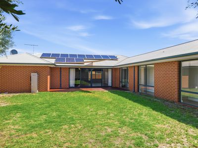 26 Januk Turn, South Guildford