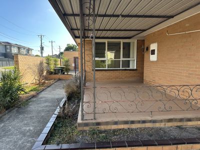 76 Sutherland Street, Hadfield
