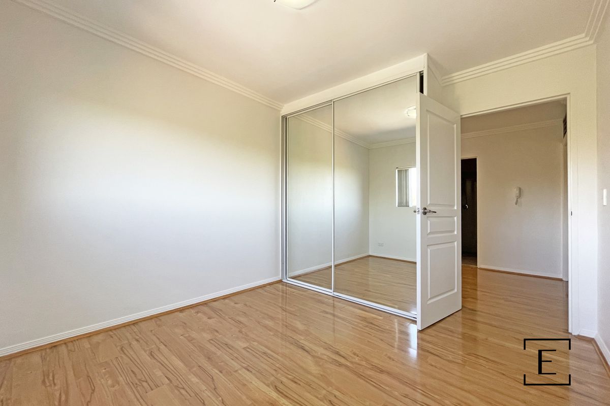 15 / 23-31 Hornsey Road, Homebush West