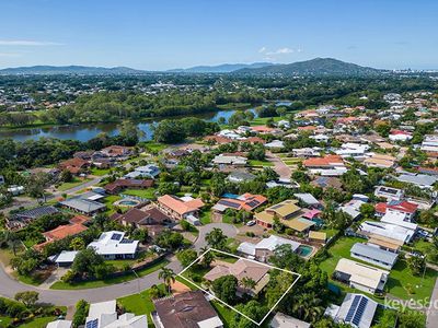 9 Wistaria Court, Annandale