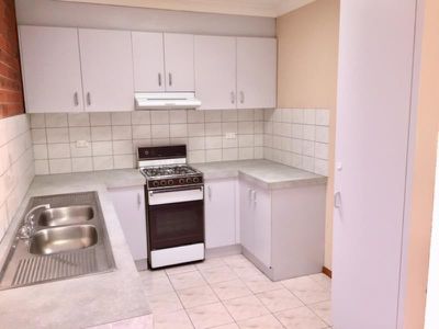 2/11 Baggott Drive, Hoppers Crossing