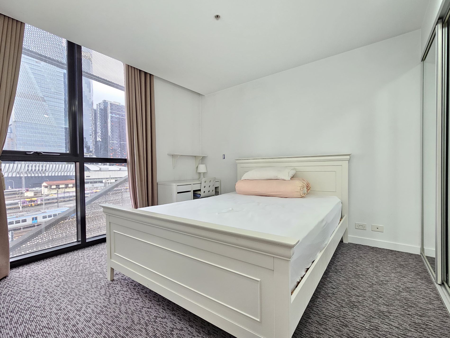 508 / 673 La Trobe Street, Docklands