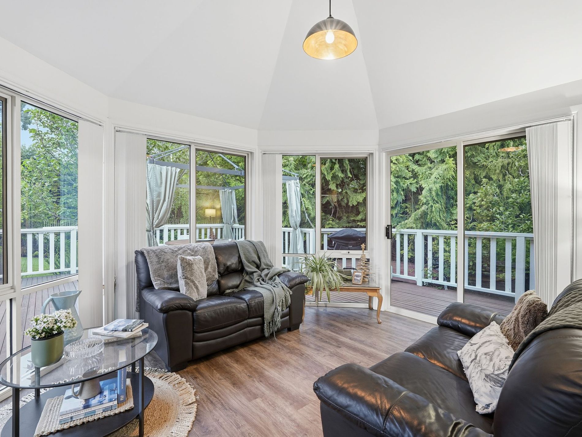 160 Lucaston Road, Lucaston