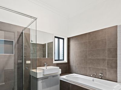 12 Peck Terrace, Williams Landing