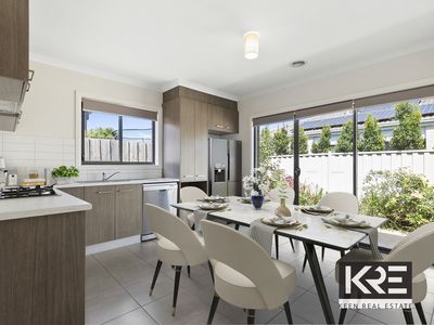 2 / 3 Amelie Parade, Tarneit