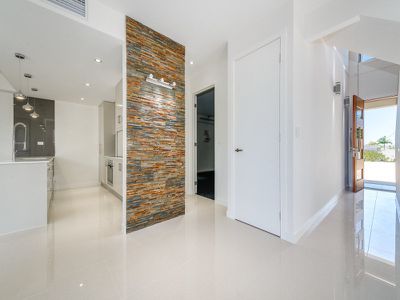 3 / 42-44 Blake Street, Southport