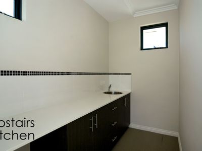 23 Heirisson Way, North Coogee