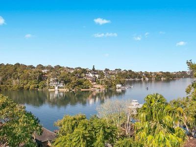 73a Kyle Parade, Kyle Bay