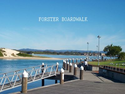 25 The Lakes Way, Forster