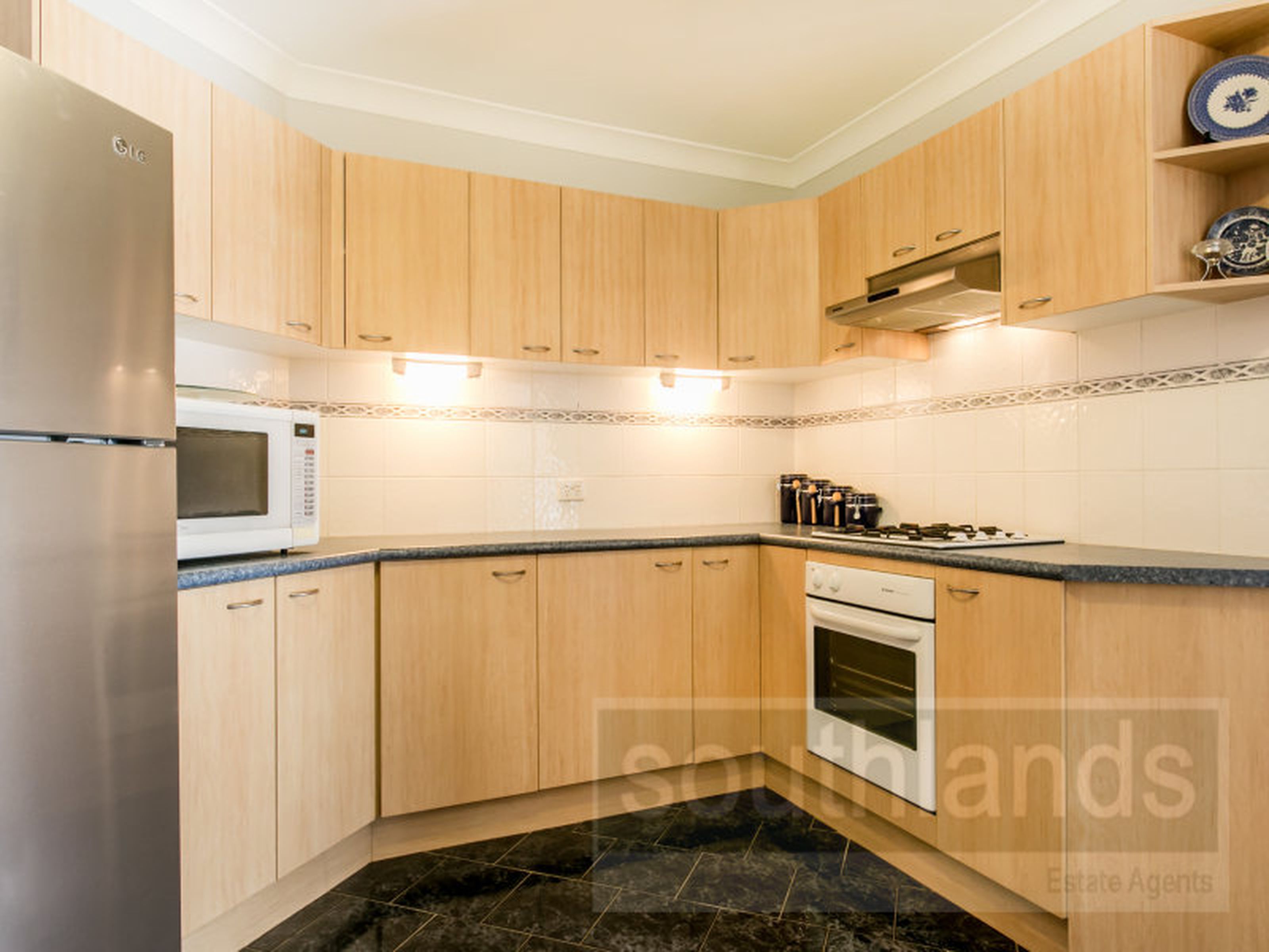 18 Sunbird Terrace, GLENMORE PARK