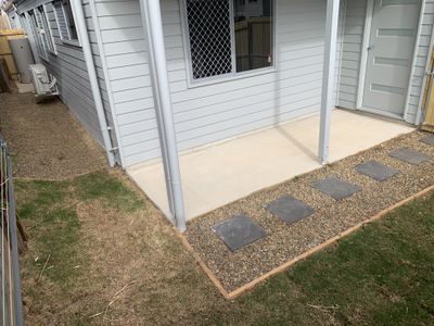 1 / 2 Herald Close, Kallangur