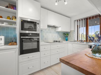 9 / 16 ARCADIA DRIVE, Shoalwater