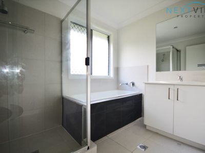 25 Wedgetail Street, Fletcher